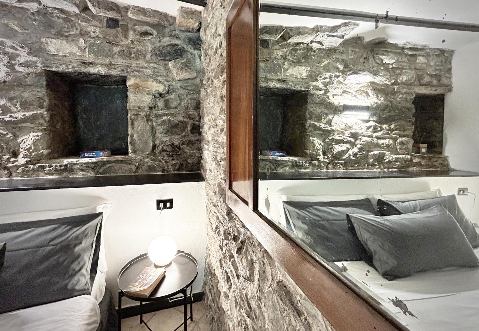 코르니글리오 Pietra Azzurra, Newly Renovated 아파트 외부 사진